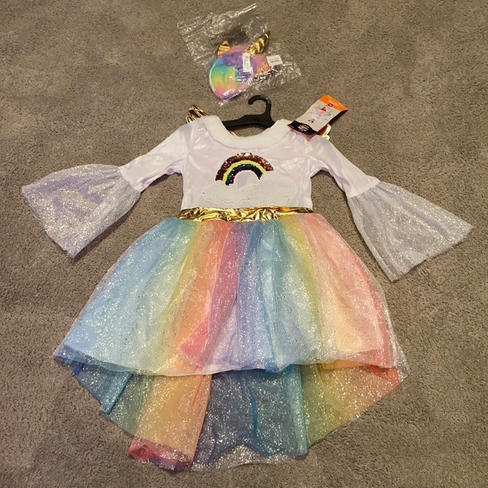 Kids Rainbow Unicorn Costume Halloween Size M (7-8) NWT